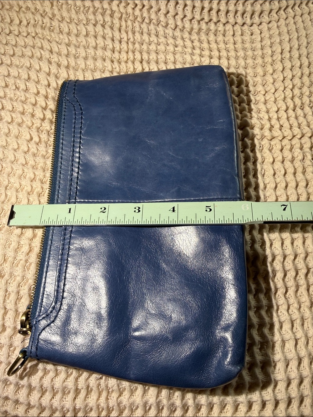 HOBO Deep Blue Leather Wristlet Clutch with Zip Pull - Picture 8 of 8